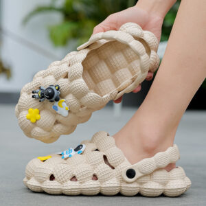 New Men’s Casual Baotou Slippers