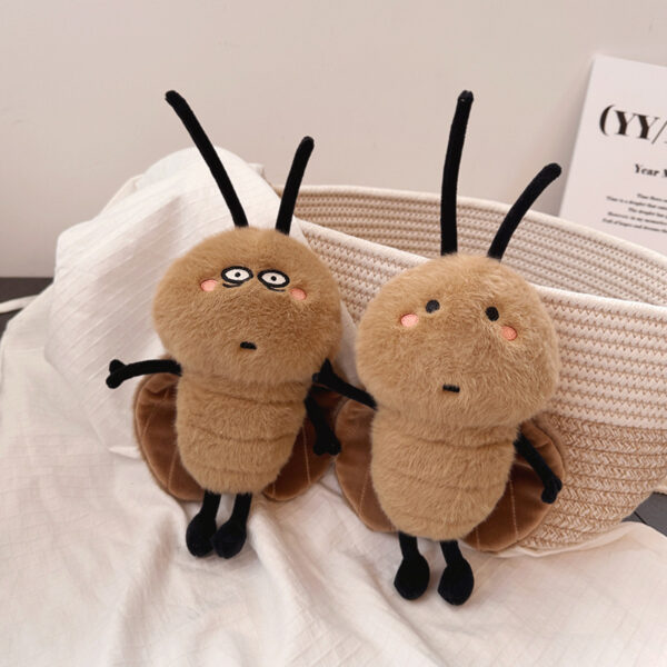 Creative Southern Cockroach Doll Plush Toy