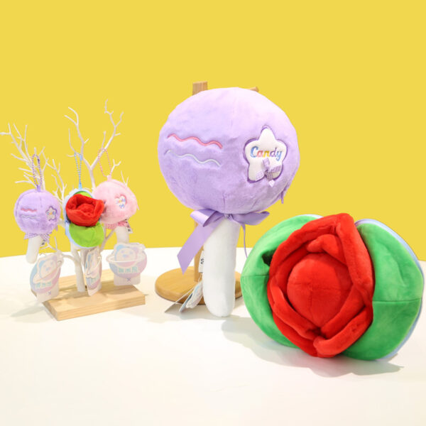 Lovely Plush Pendant With Rose Bouquet
